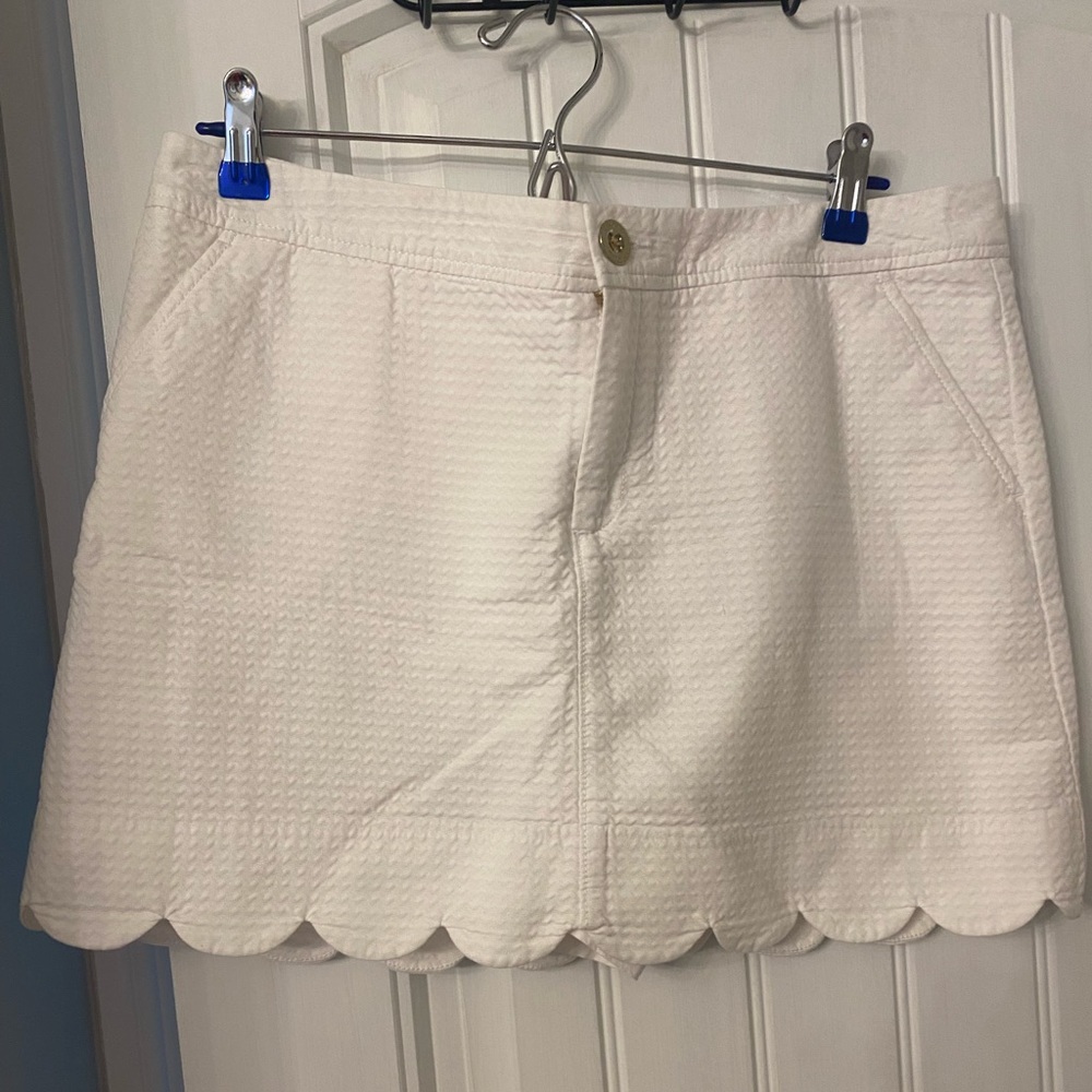 Lily Pulitzer White skort, size 10